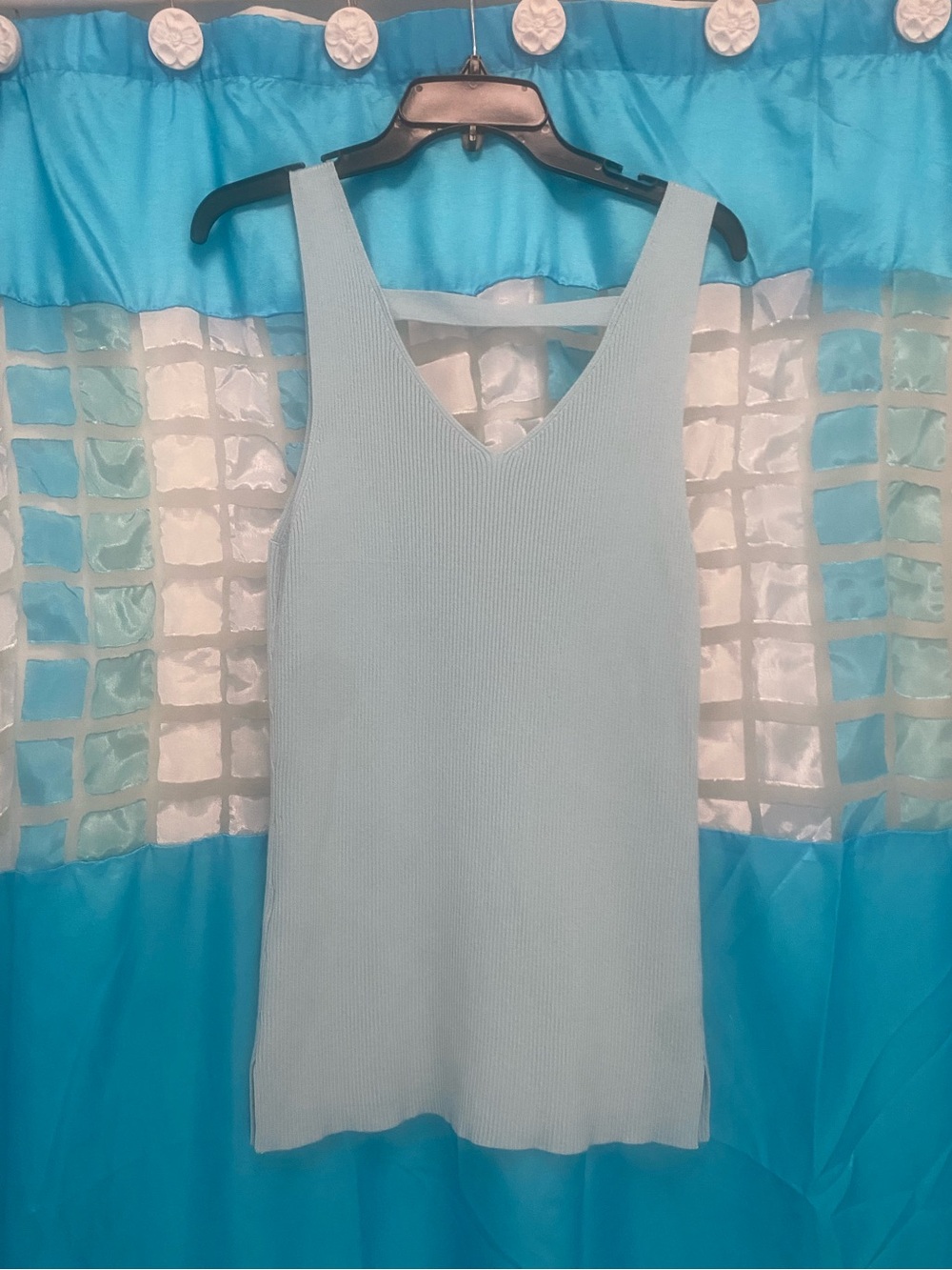 White House Black Market Light Blue V-Neck Ribbed Tank